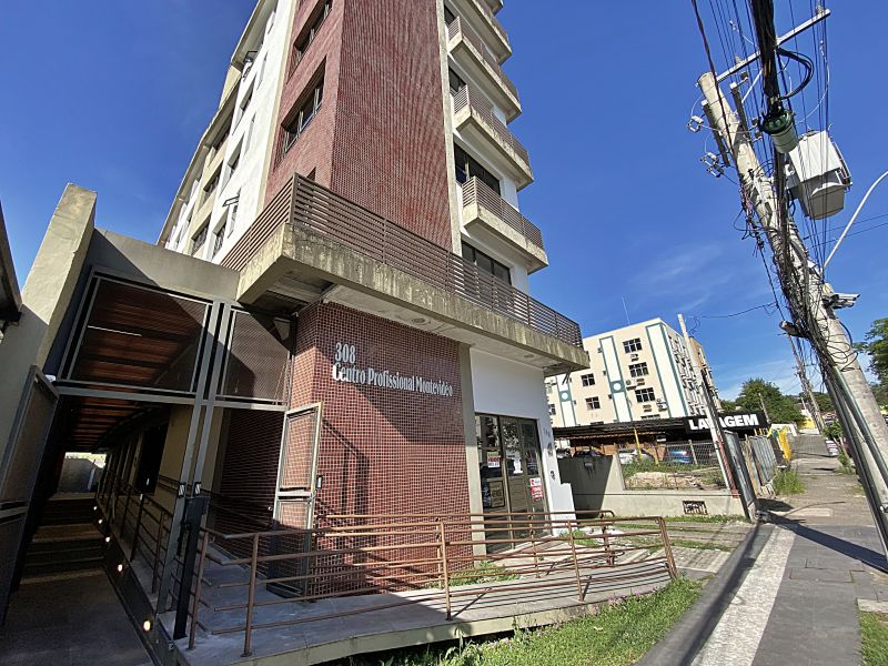 Sala   no bairro Nossa Senhora das Dores em Santa Maria