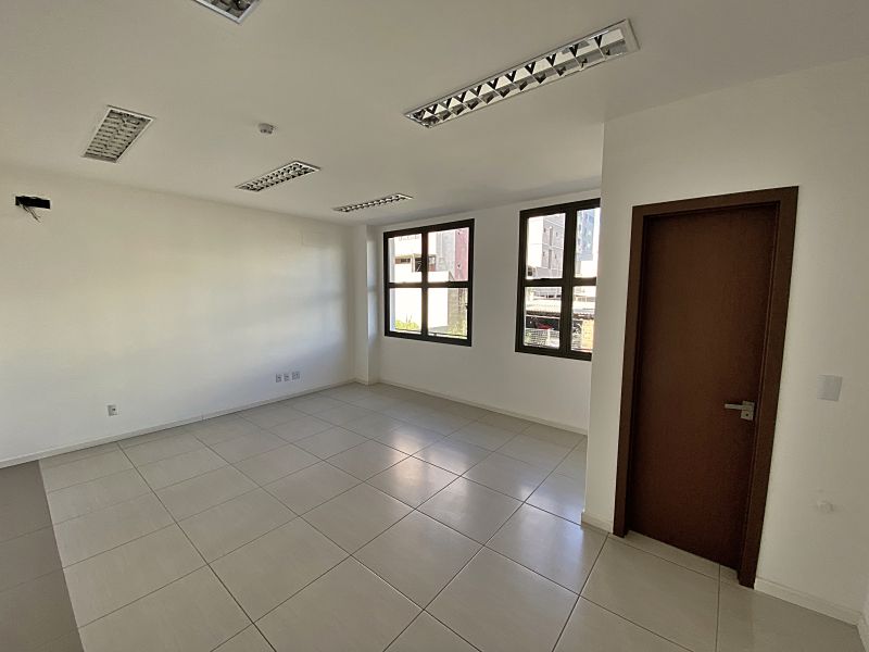 Sala   no bairro Nossa Senhora das Dores em Santa Maria