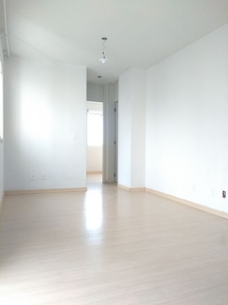 Apartamento 2 dormitórios no bairro Humaitá