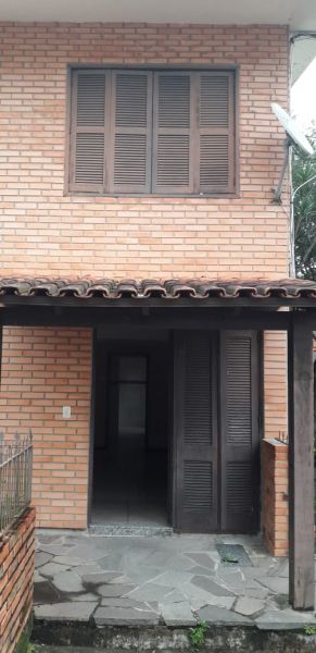 Casa 3 dormitórios no bairro Alto Petrópolis