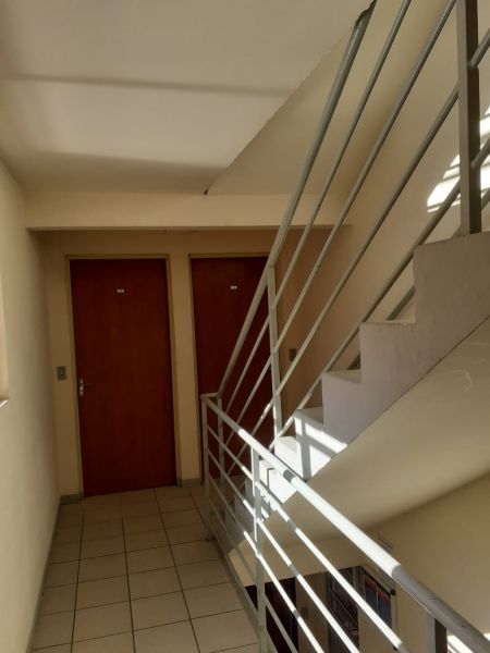 Apartamento 2 dormitórios no bairro Rubem Berta