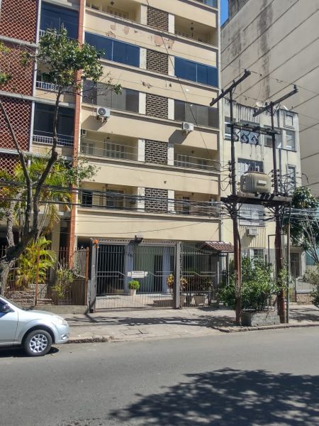 Apartamento 3 dormitórios no bairro Centro