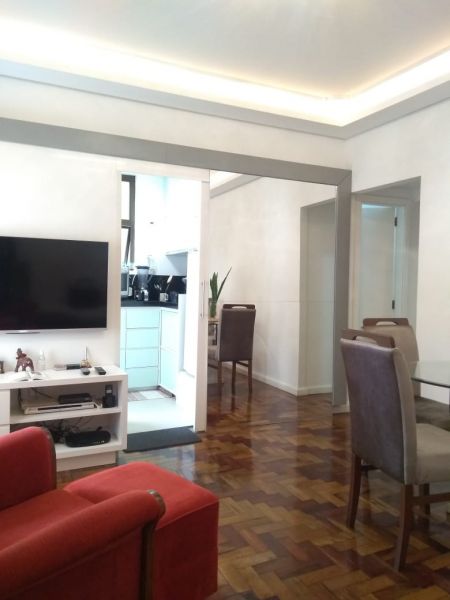 Apartamento 2 dormitórios no bairro Centro