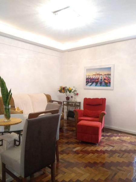 Apartamento 2 dormitórios no bairro Centro