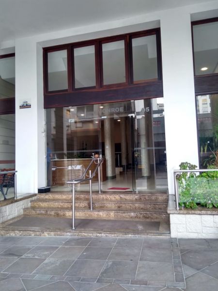 Apartamento 2 dormitórios no bairro Centro