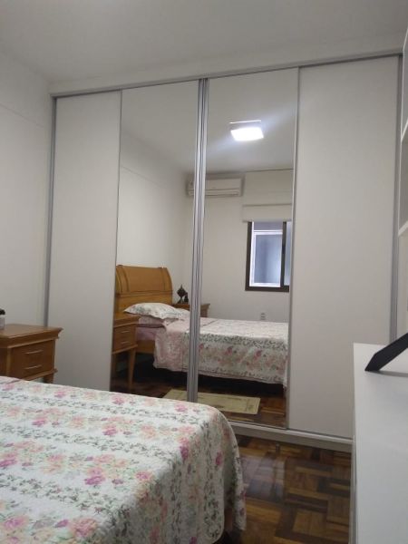 Apartamento 2 dormitórios no bairro Centro