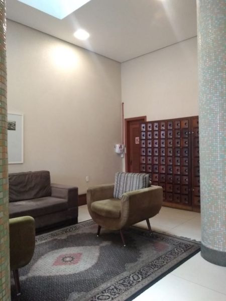 Apartamento 2 dormitórios no bairro Centro