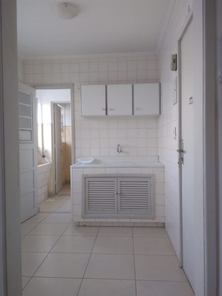 Apartamento 2 dormitórios no bairro Centro