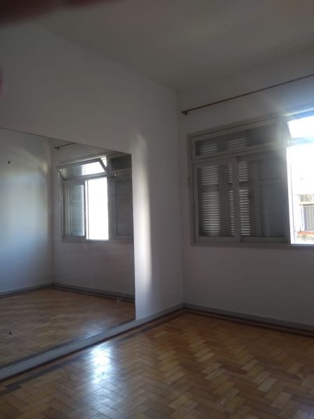 Apartamento 2 dormitórios no bairro Centro