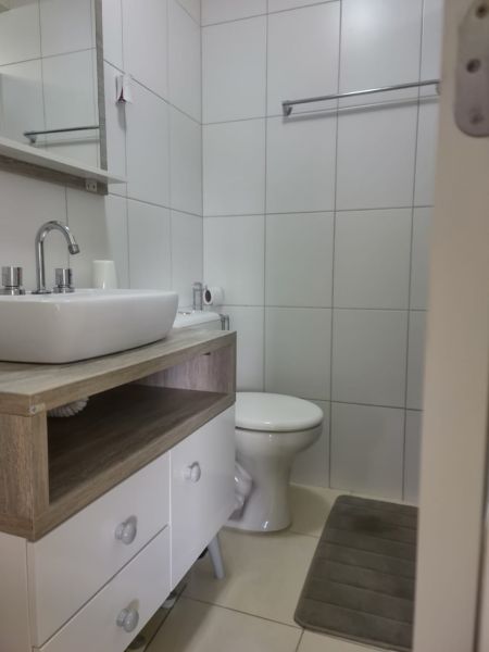 Apartamento 2 dormitórios no bairro Santo Antônio