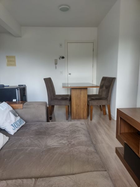 Apartamento 2 dormitórios no bairro Santo Antônio