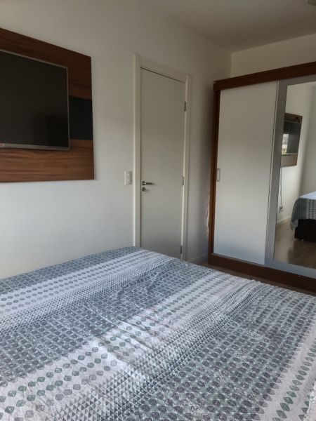 Apartamento 2 dormitórios no bairro Santo Antônio