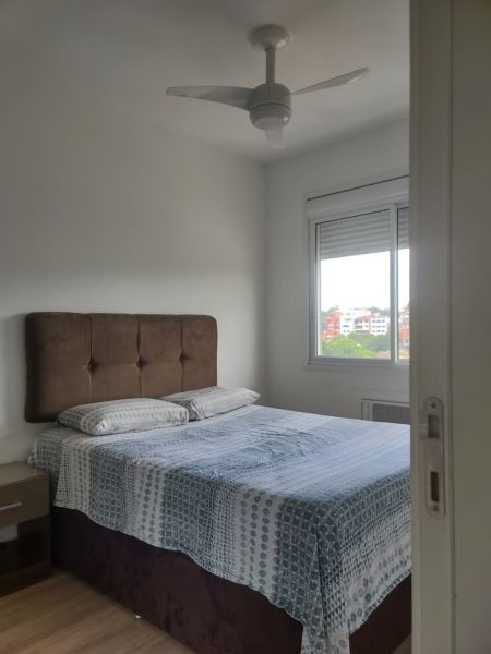 Apartamento 2 dormitórios no bairro Santo Antônio