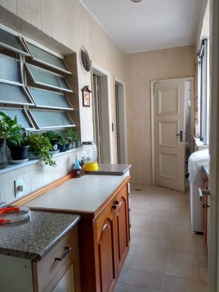 Apartamento 3 dormitórios no bairro Centro