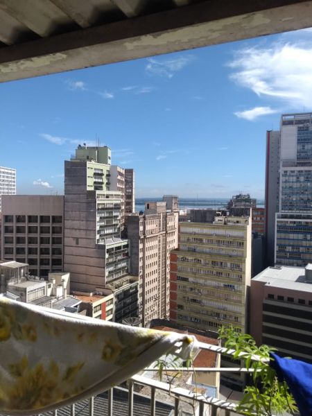 Apartamento 3 dormitórios no bairro Centro