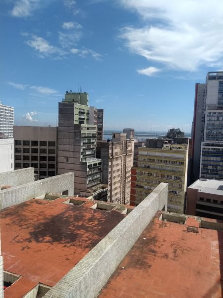 Apartamento 3 dormitórios no bairro Centro