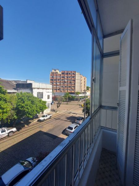 Apartamento 2 dormitórios no bairro Floresta