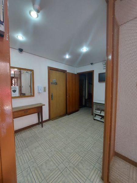 Apartamento 2 dormitórios no bairro Floresta