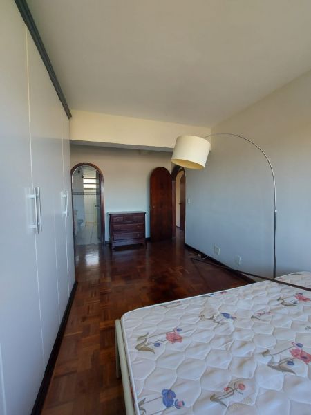 Apartamento 3 dormitórios no bairro Menino Deus