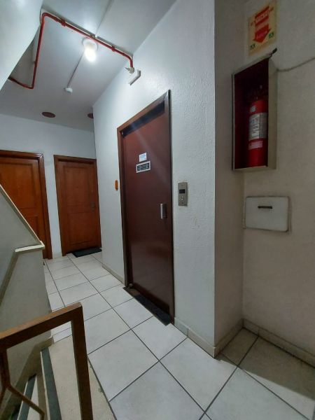 Apartamento 2 dormitórios no bairro Centro