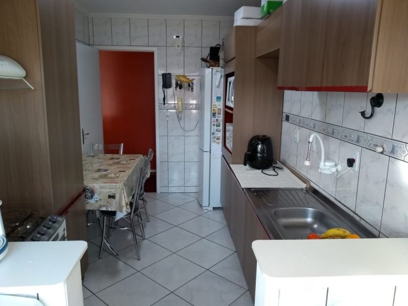 Apartamento 2 dormitórios no bairro Partenon