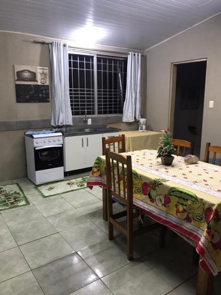 Casa 3 dormitórios no bairro Araçá