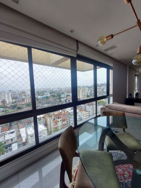 Apartamento 3 dormitórios no bairro Petrópolis
