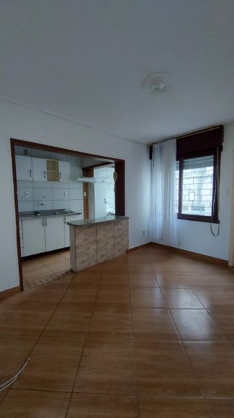 Apartamento 1 dormitório no bairro Jardim Itu Sabará