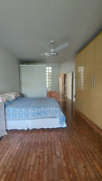 Casa 3 dormitórios no bairro Vila Ipiranga