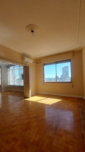 Apartamento 3 dormitórios no bairro Centro