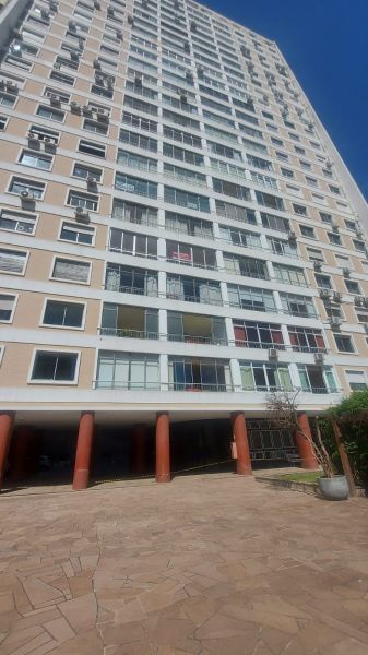 Apartamento 3 dormitórios no bairro Centro