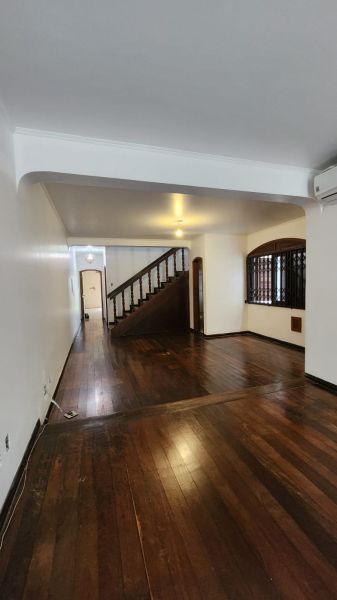 Casa 4 dormitórios no bairro Petrópolis