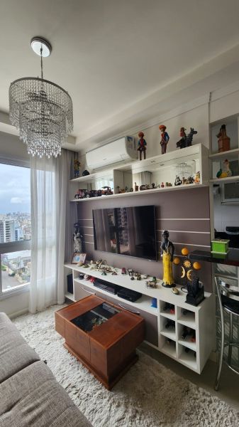 Apartamento 2 dormitórios no bairro Santana