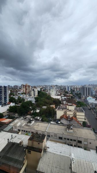 Apartamento 2 dormitórios no bairro Santana