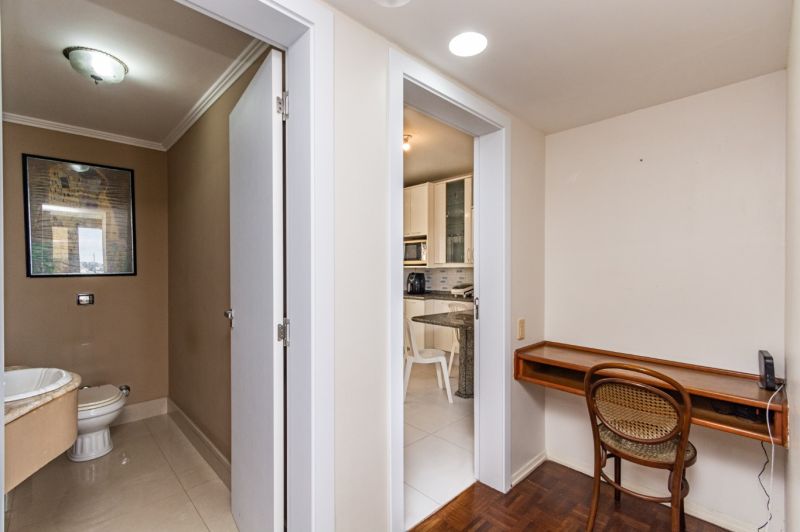 Apartamento 3 dormitórios no bairro Centro