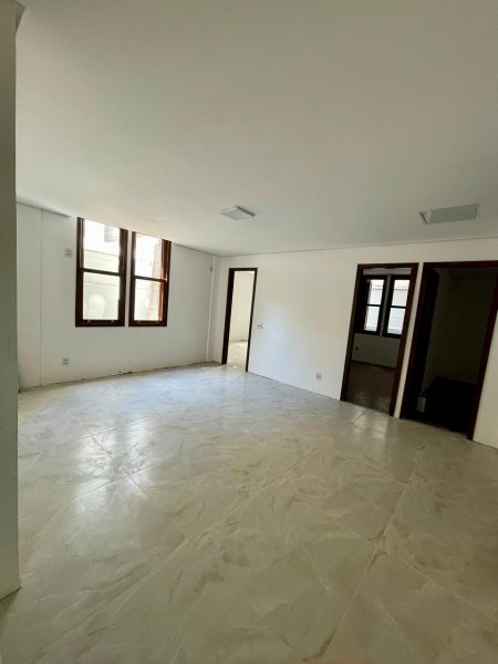 Apartamento 3 dormitórios no bairro Centro