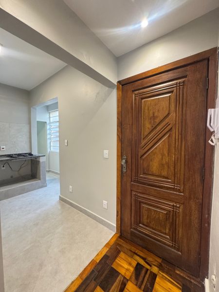 Apartamento 2 dormitórios no bairro Santana