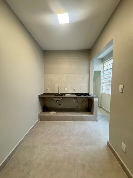 Apartamento 2 dormitórios no bairro Santana