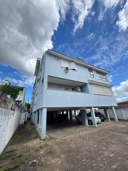 Cobertura 2 dormitórios no bairro Medianeira