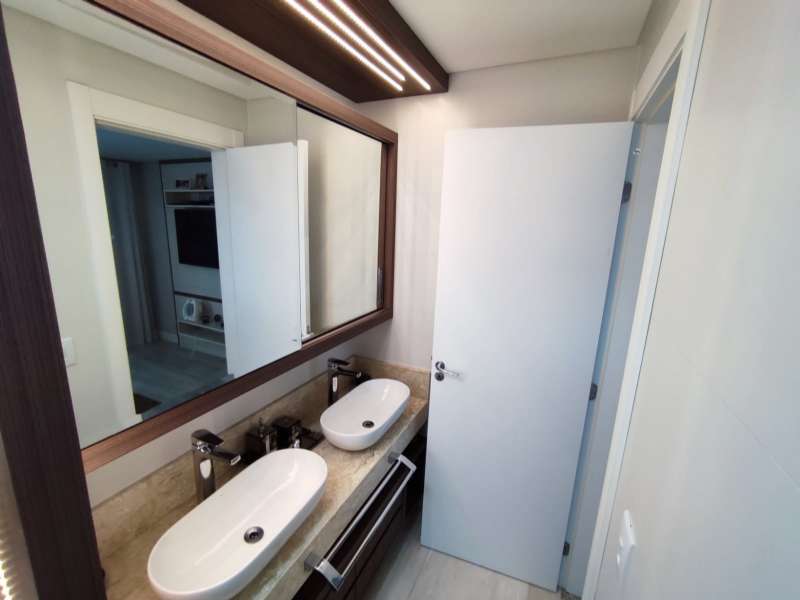 Cobertura  à venda no bairro Centro