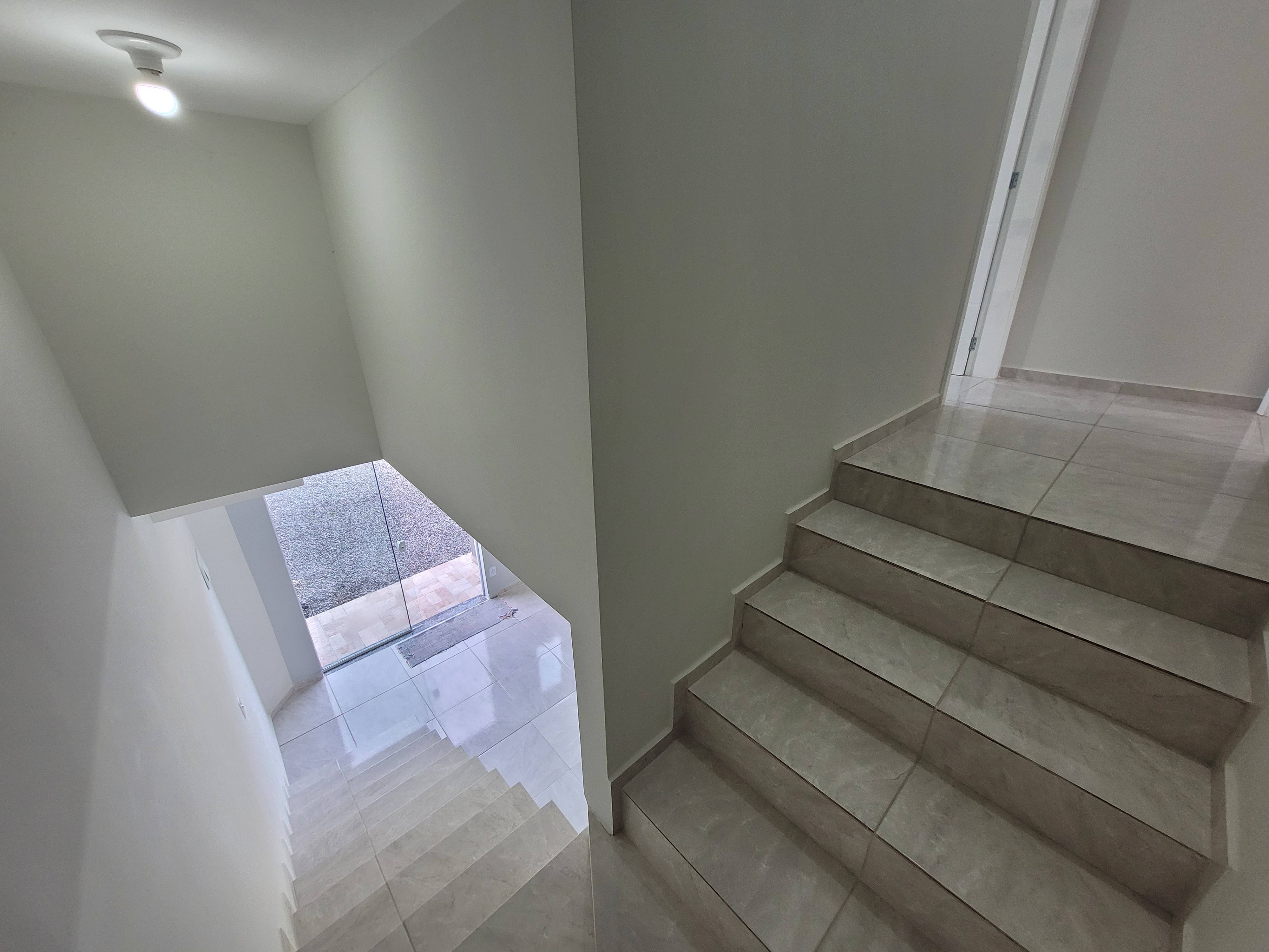 Casas Geminadas à venda no bairro Braço do Ribeirão Cavalo