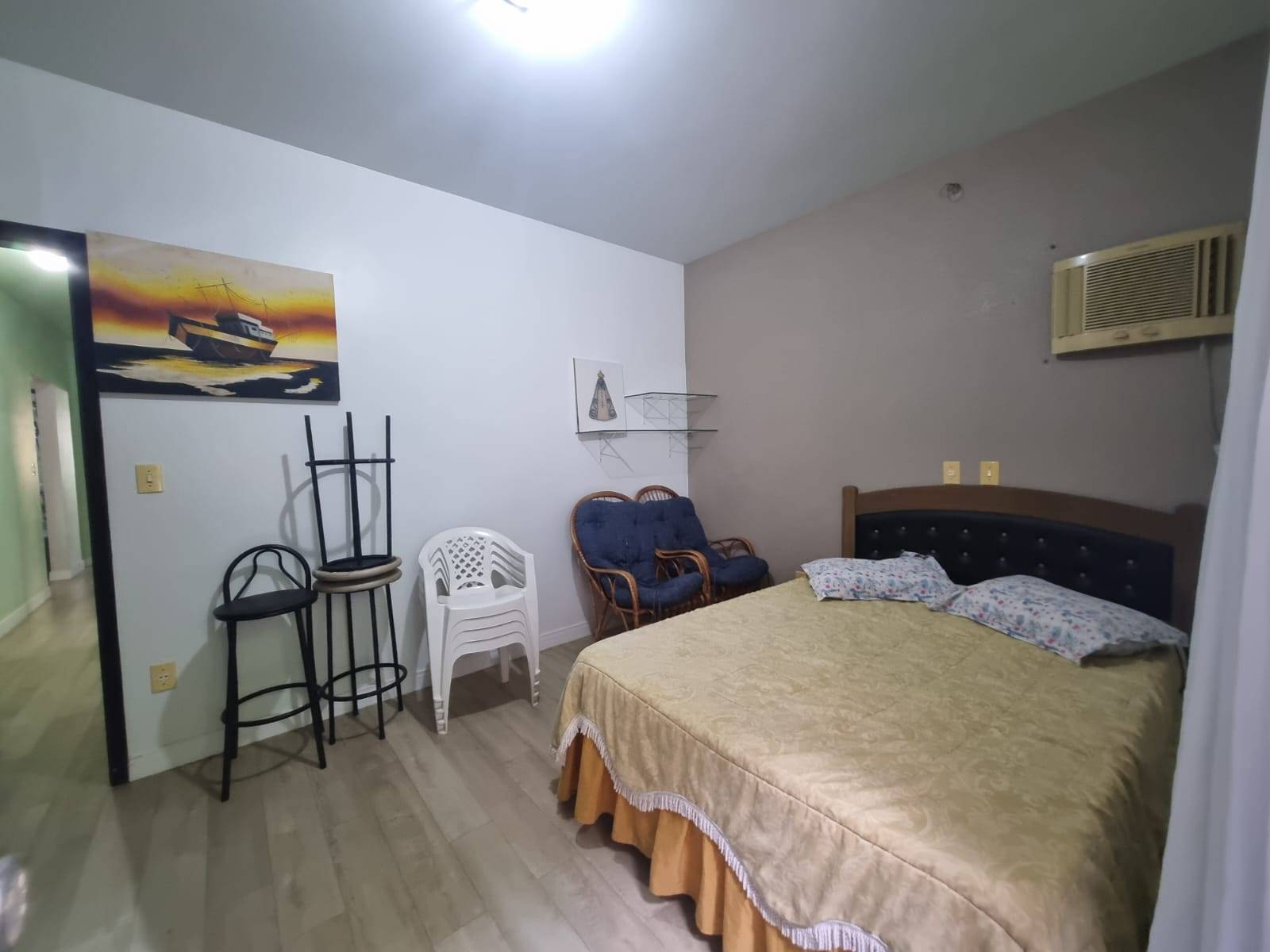 Casa à venda no bairro Barra do Rio Cerro