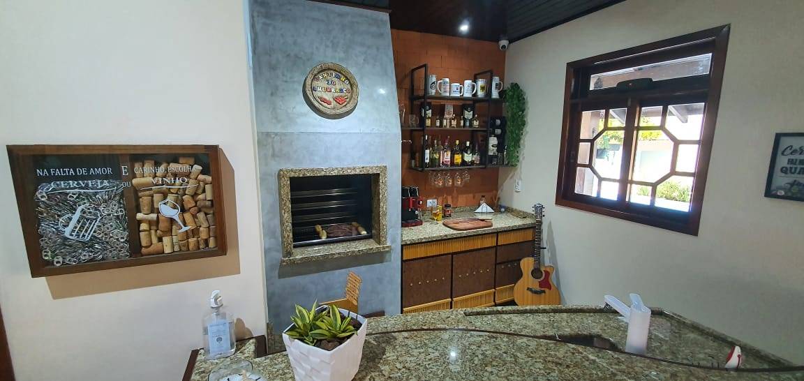 Casa à venda no bairro São Luís