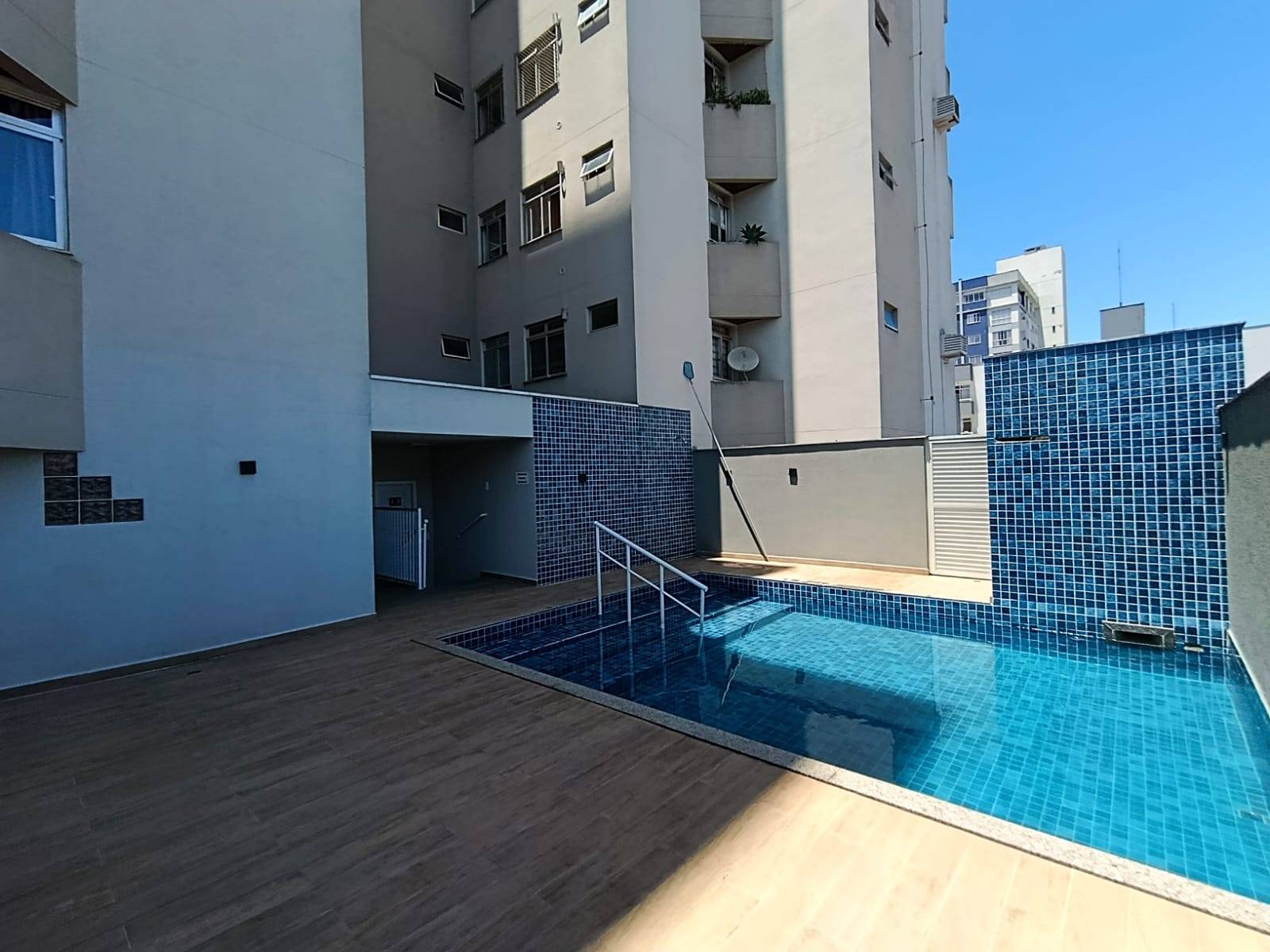 Apartamento à venda no bairro Centro