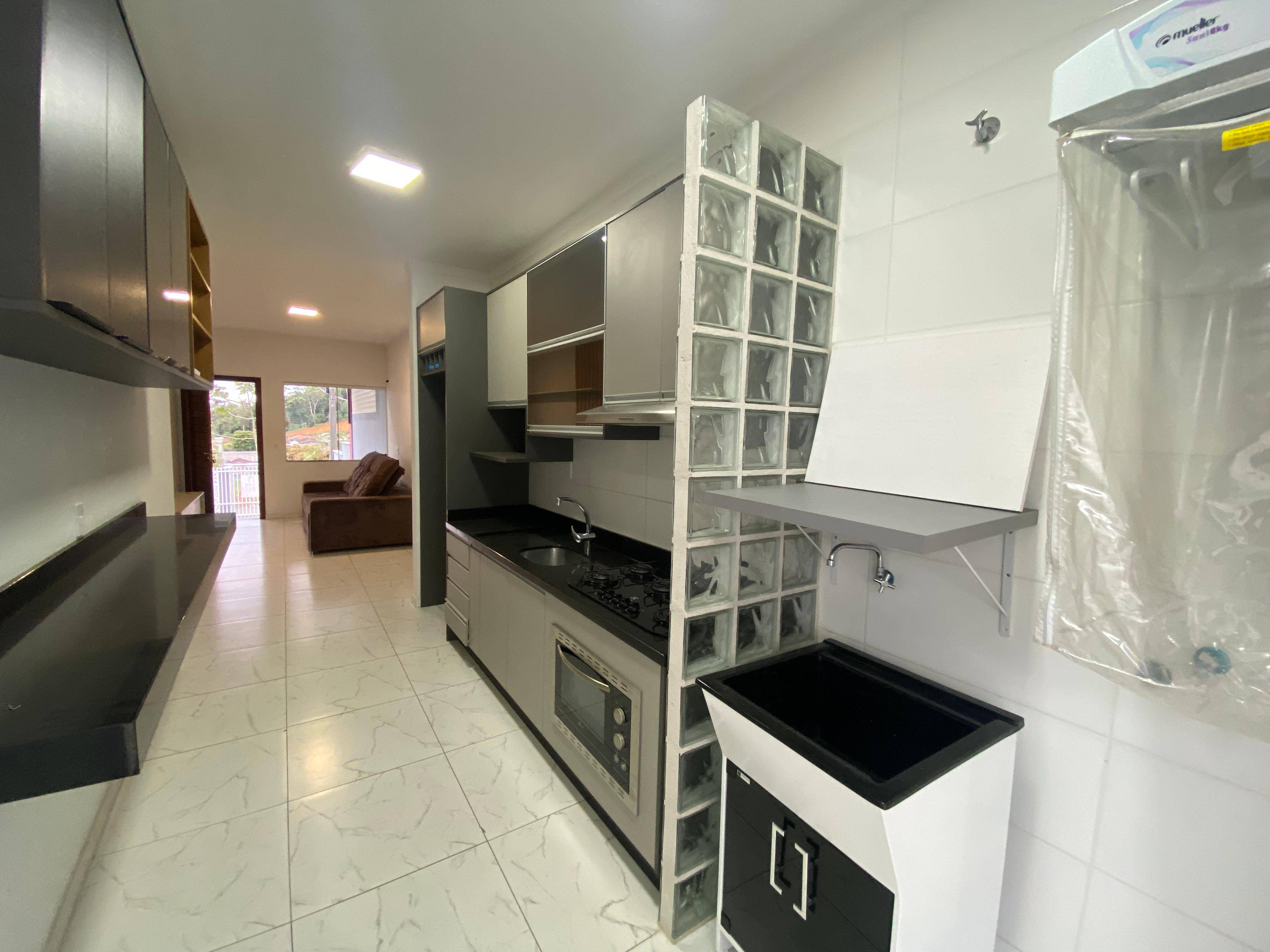 Casas Geminadas à venda no bairro Tifa Martins