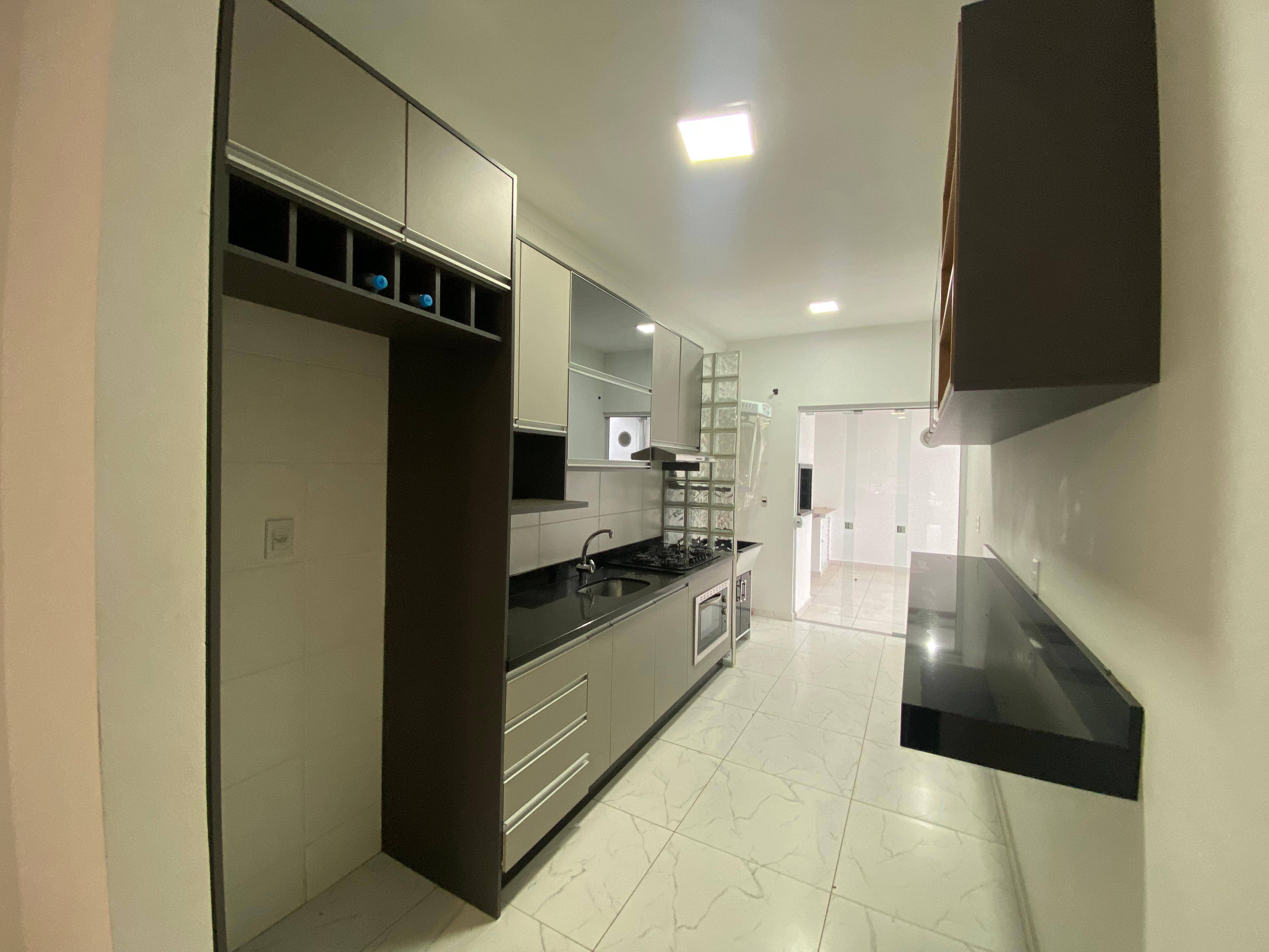 Casas Geminadas à venda no bairro Tifa Martins