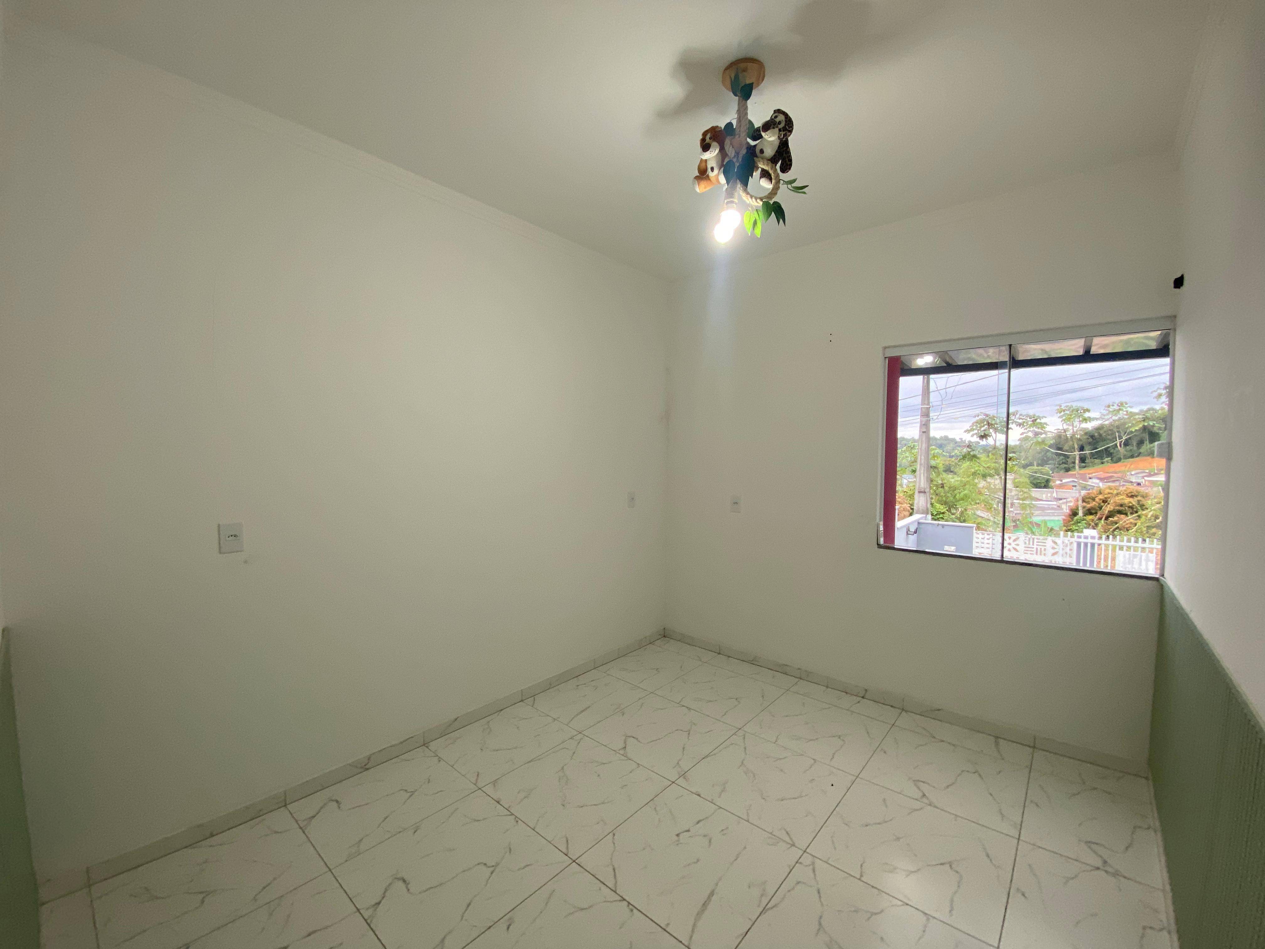Casas Geminadas à venda no bairro Tifa Martins