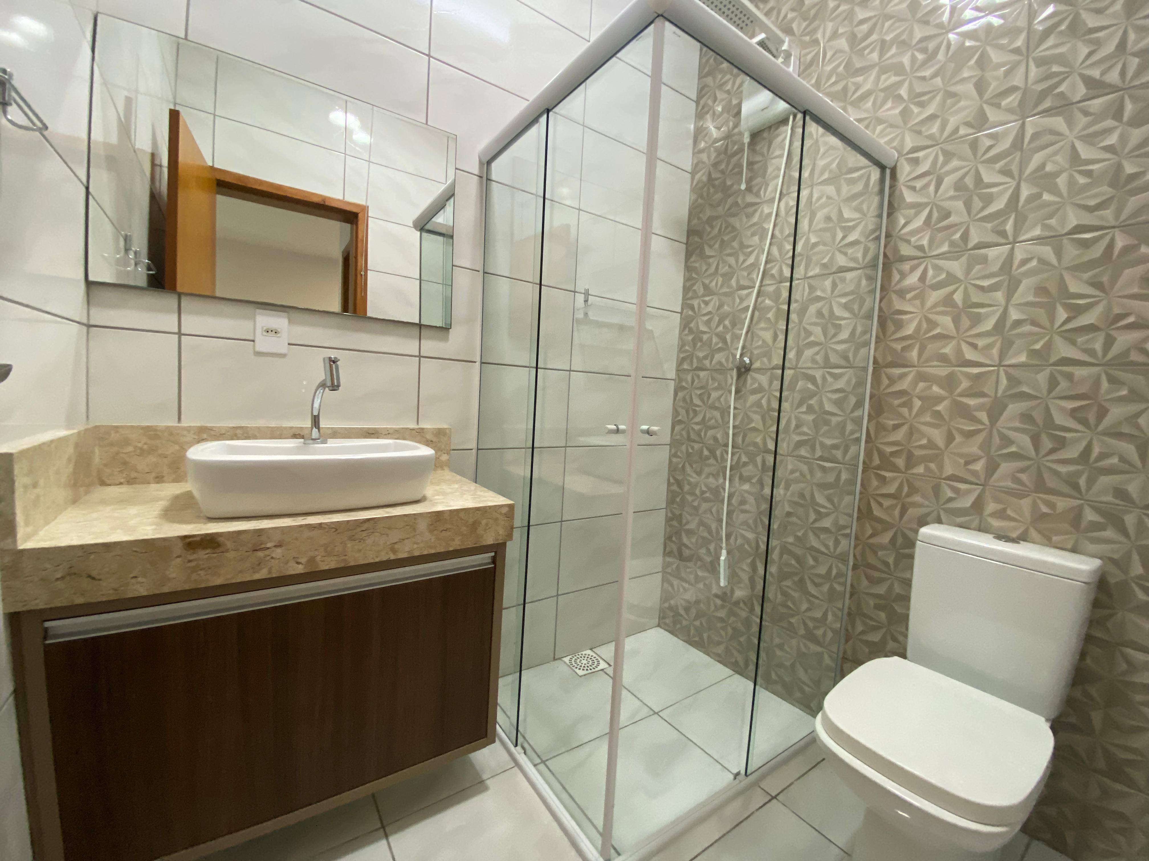 Casas Geminadas à venda no bairro Tifa Martins