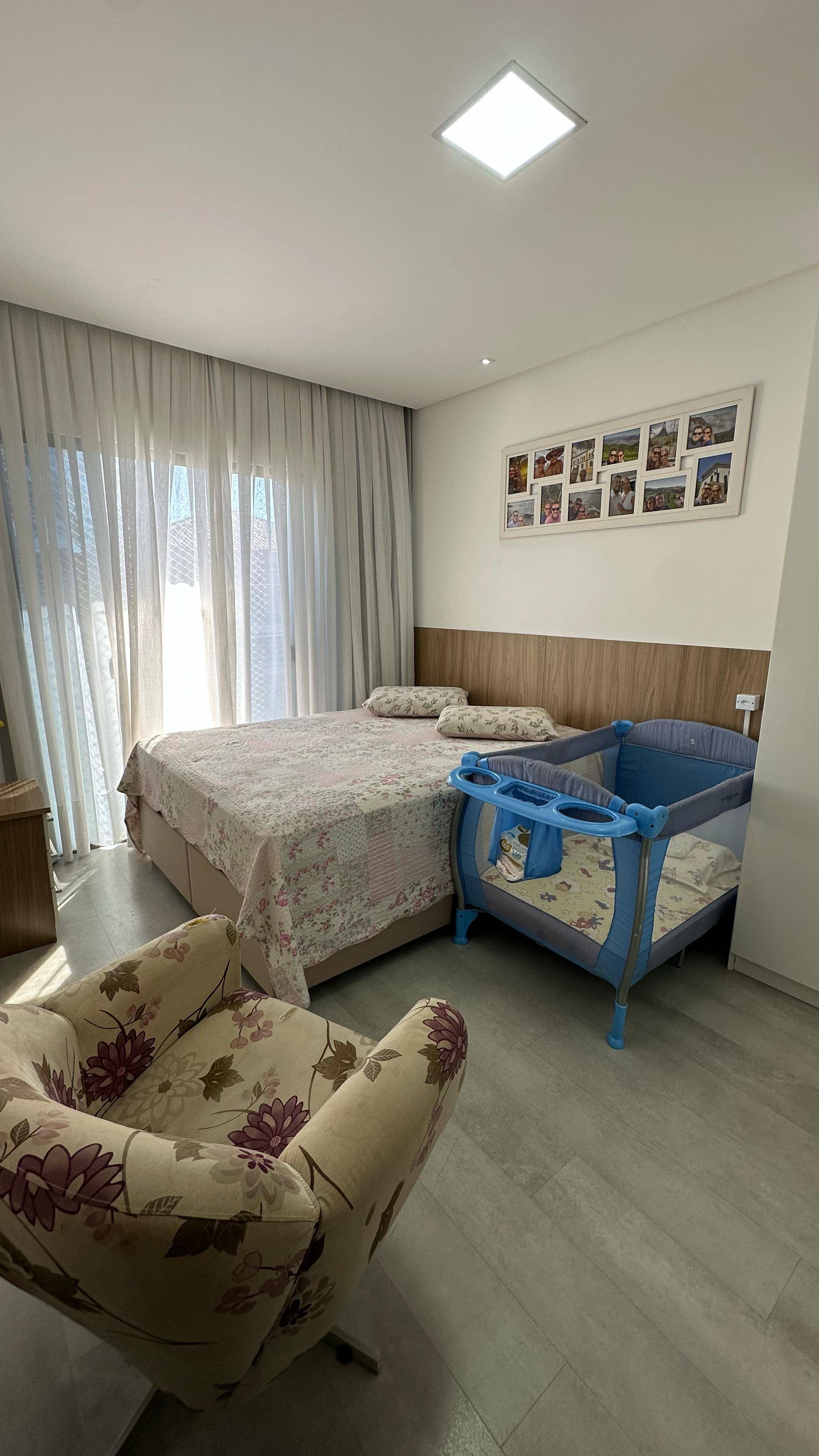 Casas Geminadas à venda no bairro Rau
