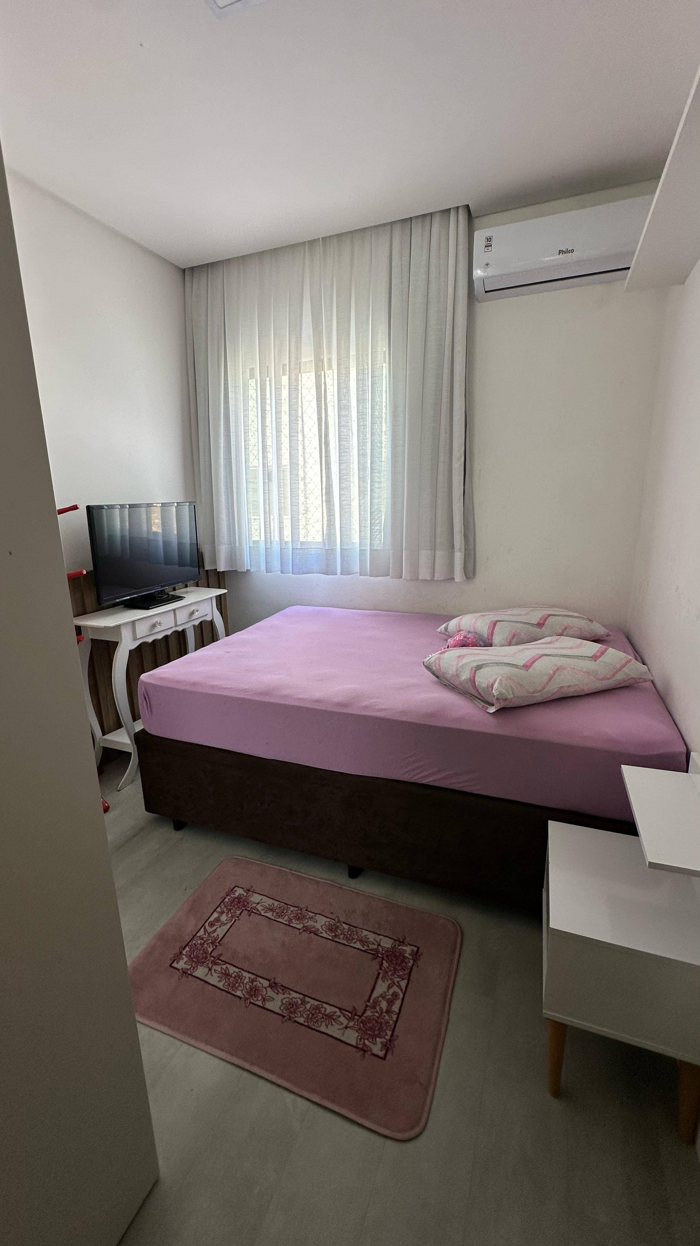 Casas Geminadas à venda no bairro Rau